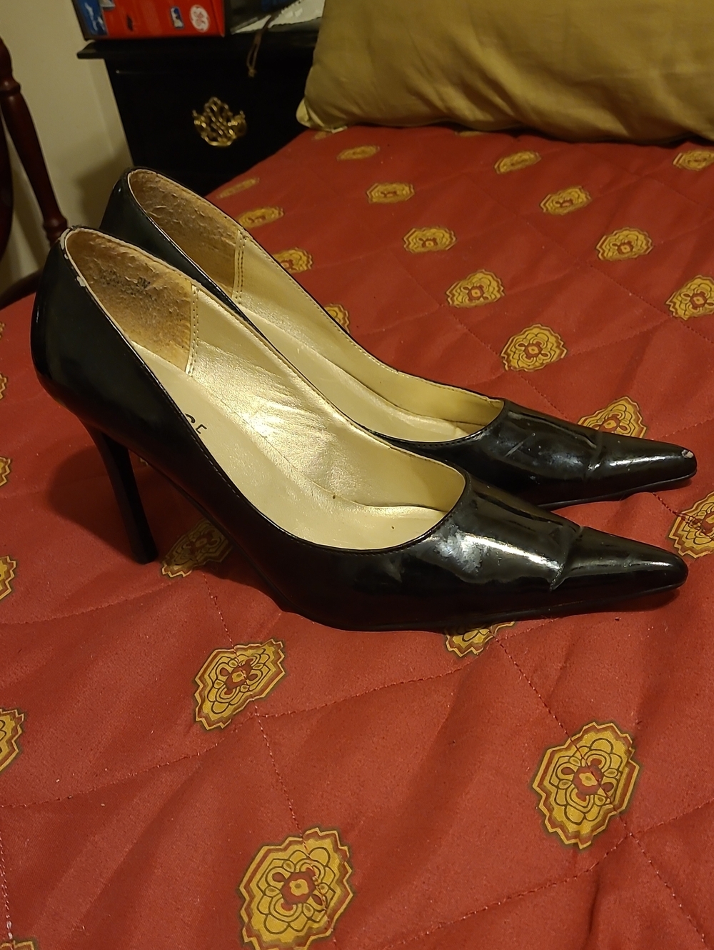 Shoes - Picture 4 of 4
